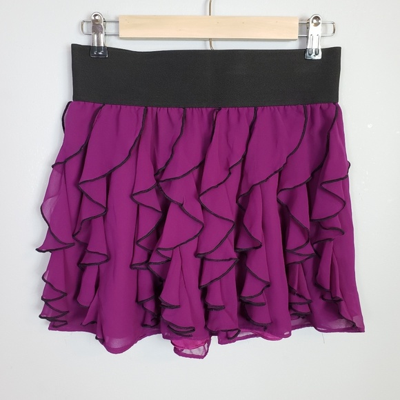 express ruffle skirt